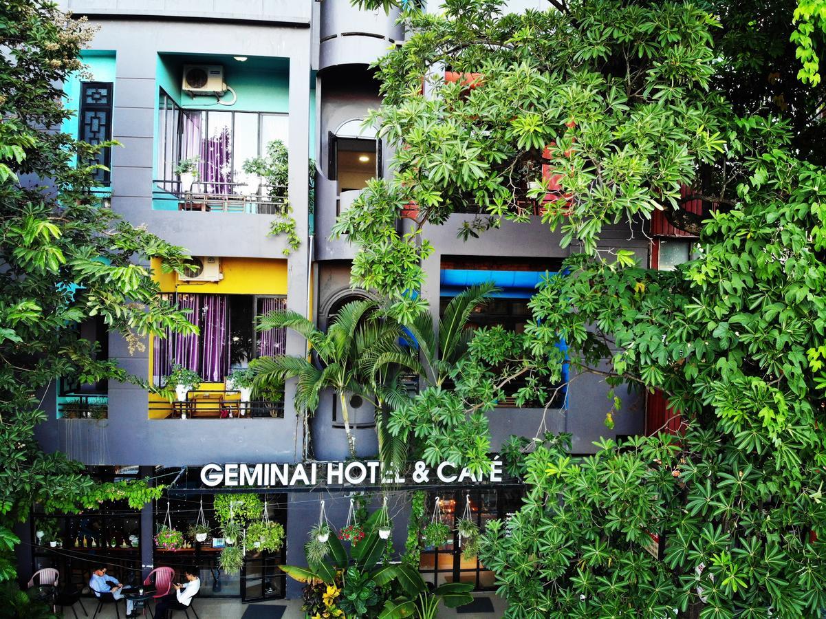 Geminai Hotel & Cafe Dong Hoi Exterior photo